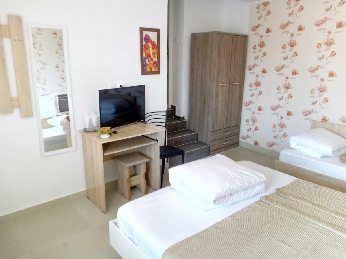 Camere De Inchiriat Carpati Hunedoara Extérieur photo